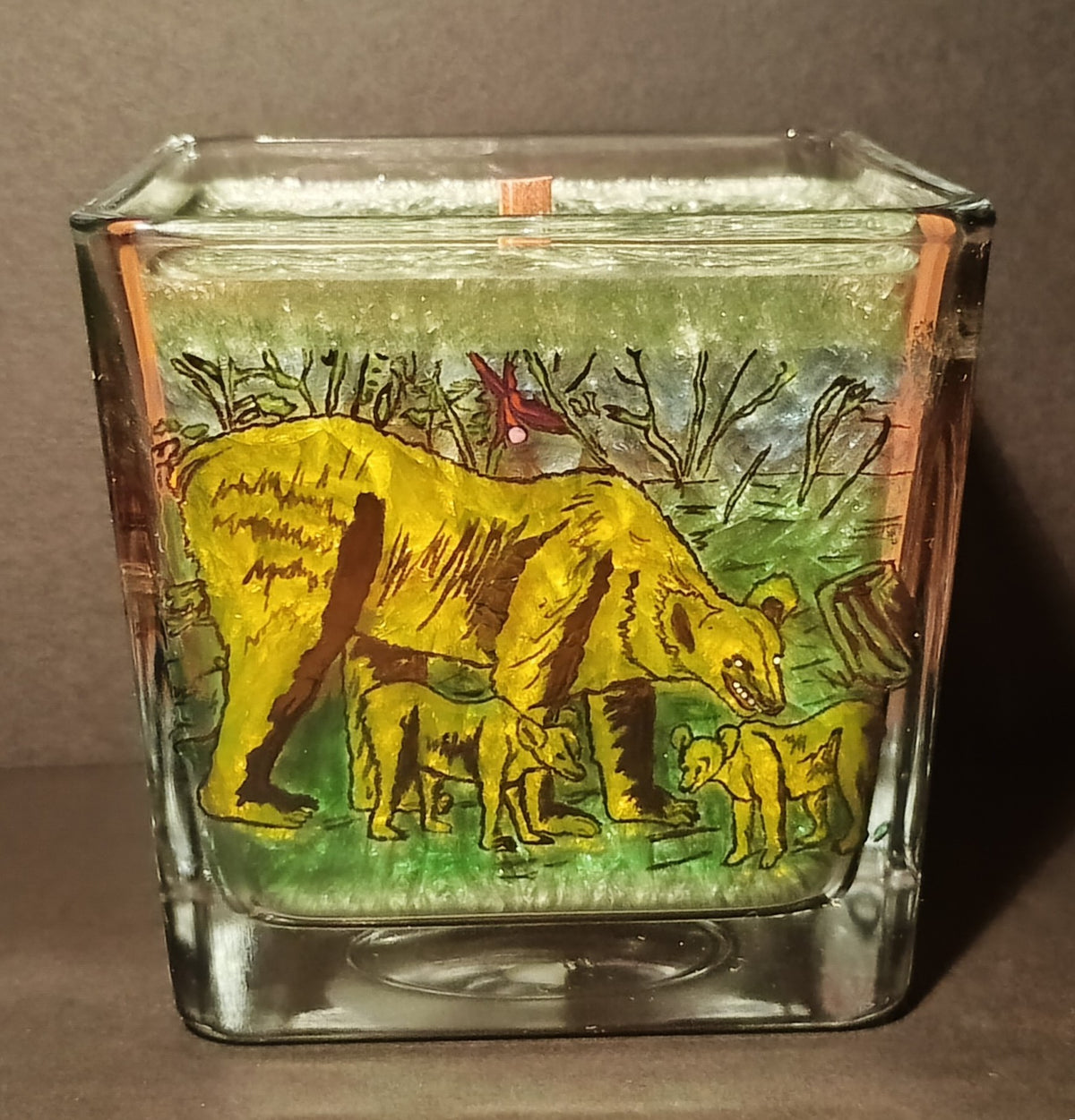 White Bear with Her Cubs · Collectible 1/1 Hand-Painted Functional Candle